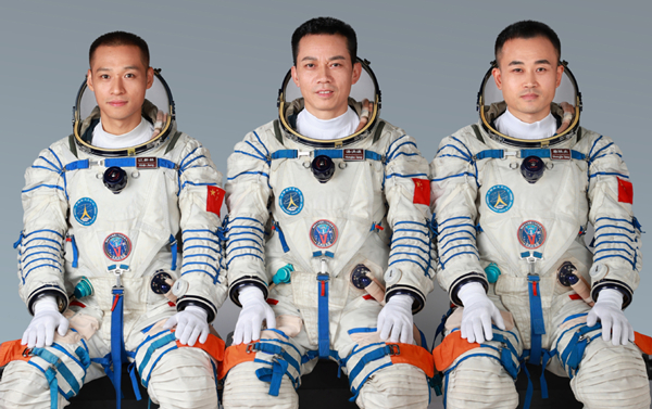 Shenzhou XVII space mission ready to launch