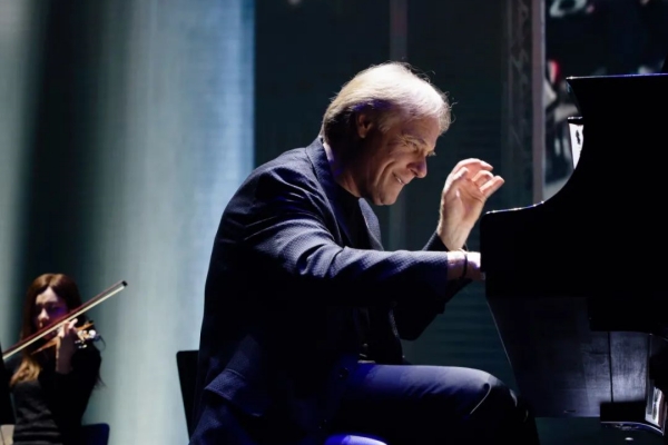Richard Clayderman brings piano magic to Anji