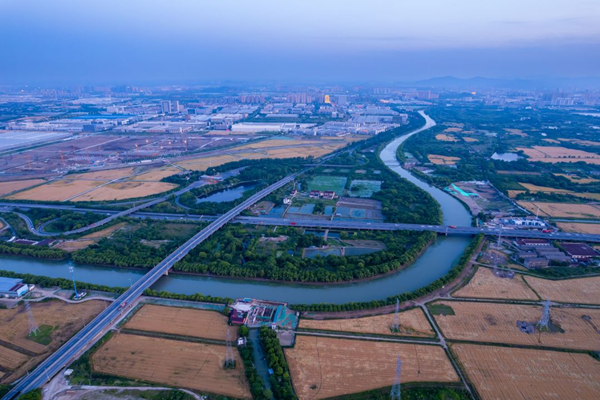 In pics: Harmony of nature and infrastructure in Huzhou village