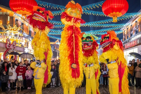 Huzhou celebrates Lantern Festival