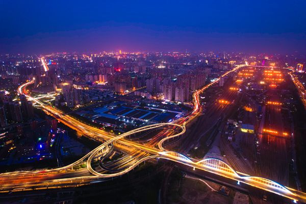 Zhengzhou's efforts on becoming international consumption center city