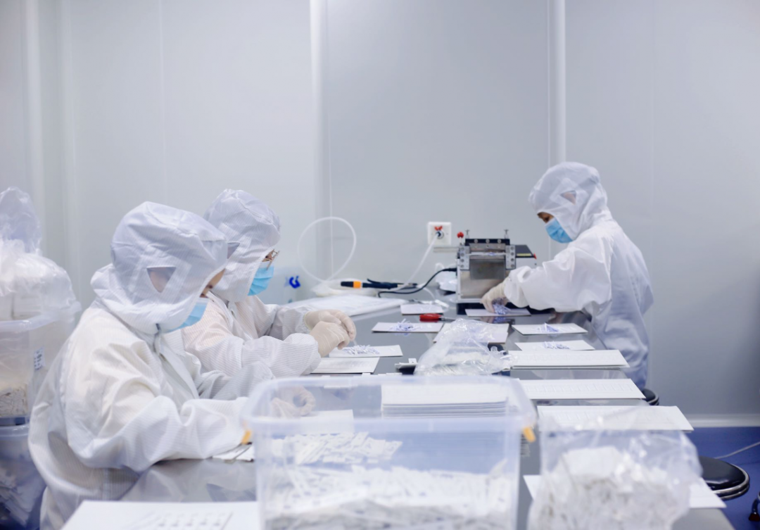 Taicang companies produce 1.2 million COVID-19 test kits every day