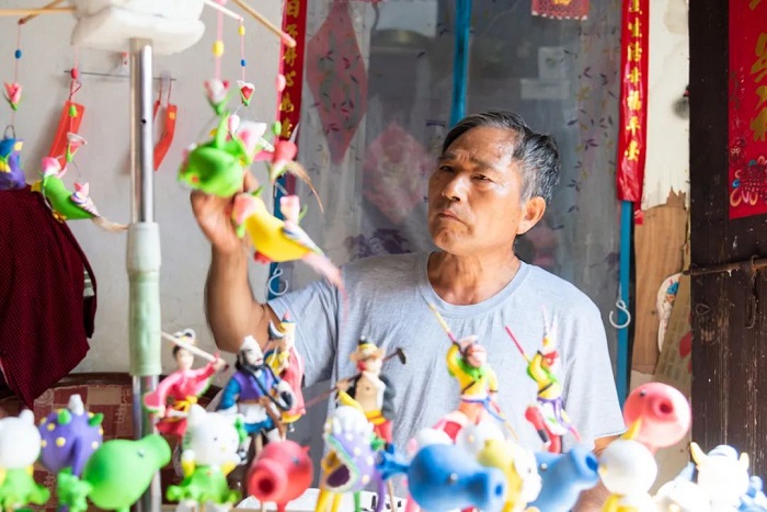 Dough sculptor in Taizhou finds purpose in life