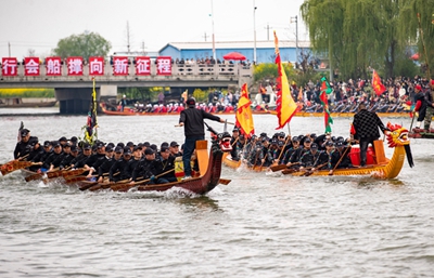 Maoshan fair in Taizhou city floats the boat of visitors