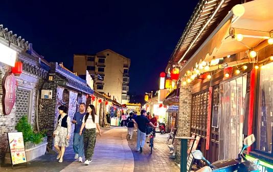 Taizhou's ancient Zhonglou Alley & Shisheng Street
