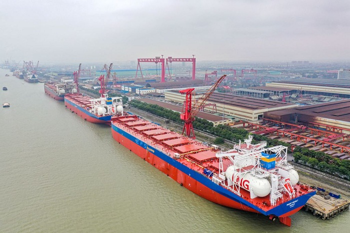 Shipbuilding industry thriving in Jingjiang city