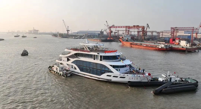 Jingjiang-made luxury cruise ships to be delivered in April