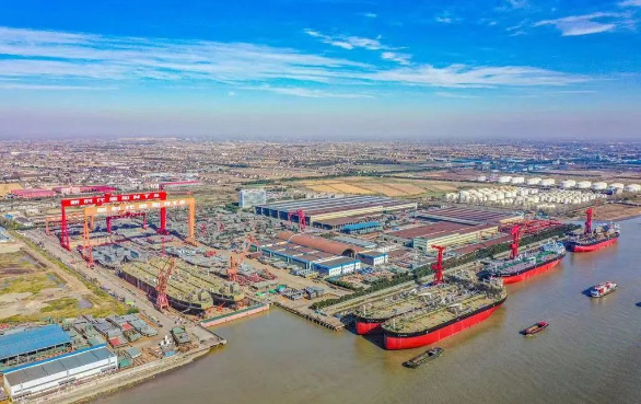 Shipbuilder thrives in Jingjiang city