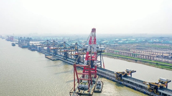 Shipbuilders help boost Jingjiang's surging export growth