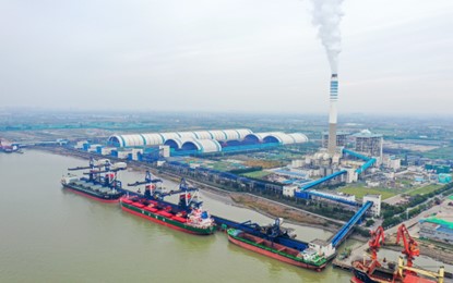Jingjiang Port granted rights for foreign use of berth