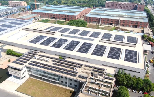 Taixing city expands supply of solar power to its grid