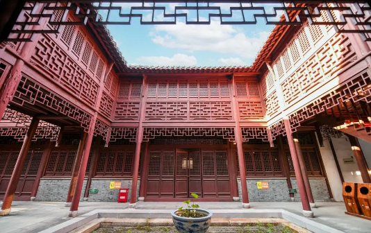 Yang's courtyard in Xinghua city reflects historical changes
