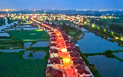 Lights add color, dazzle to Xinghua city