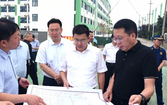 Xinghua Party secretary guides flood prevention work