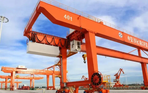 Xinghua Port experiences surging logistics volumes