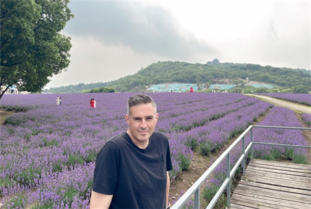 Warm welcomes and WeChat: A Brit's tale of finding home in Wuxi