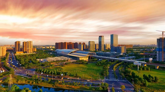 Opening-up pivotal to Wuxi's development over the past decade