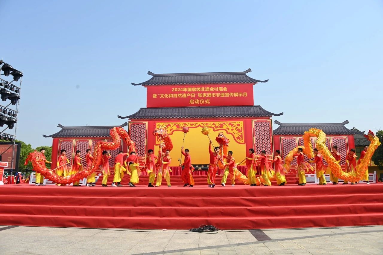 Centuries-old temple fair opens in Zhangjiagang, celebrating cultural heritage