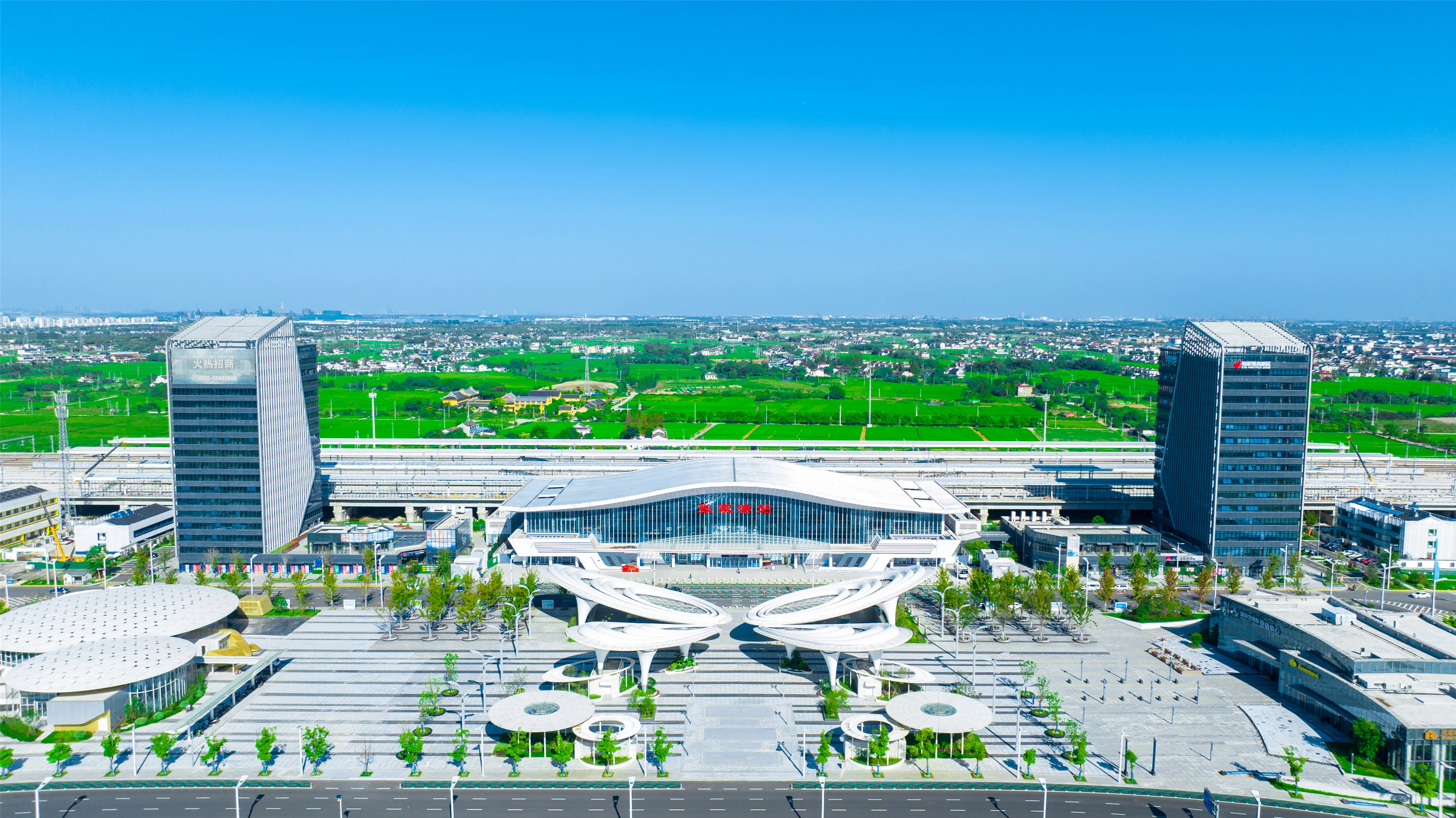 Zhangjiagang Station expands rail network with new schedule