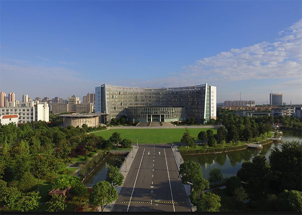 江苏理工学院.jpg