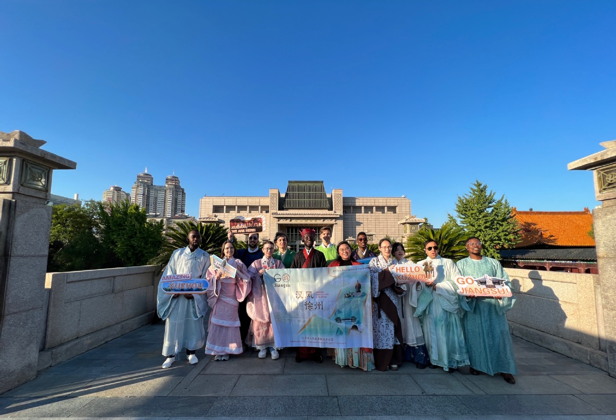 Expats experience Xuzhou’s Han culture with Go Jiangsu