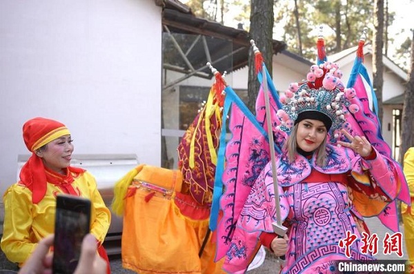 Algerian sisters experience Chinese New Year festivities in Nanjing villages