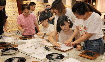 Taiwan college students sharpen work skills in Jiangsu