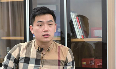 Man aims to channel more students study overseas