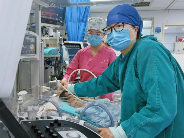 Newborn with congenital heart disease receives life-saving surgery in Yunnan