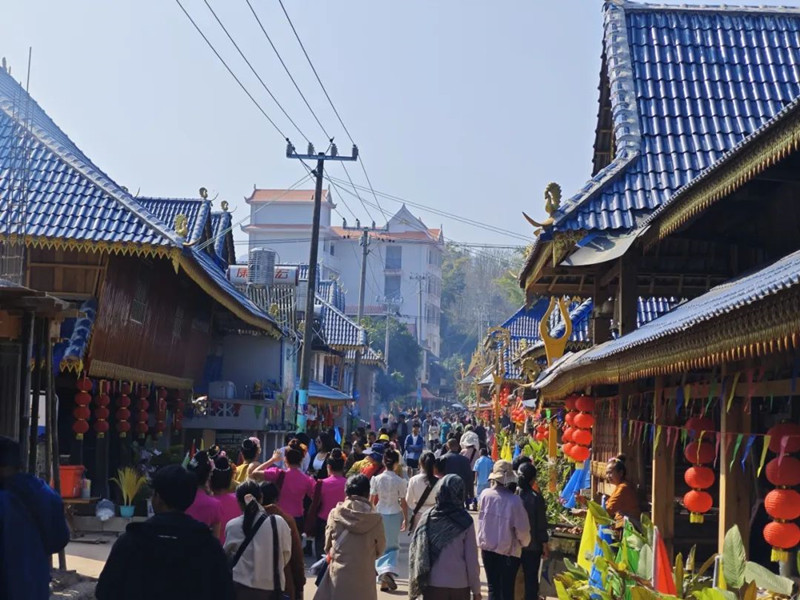 Shanggang Ancient Village in Mohan opens New Year festival 
