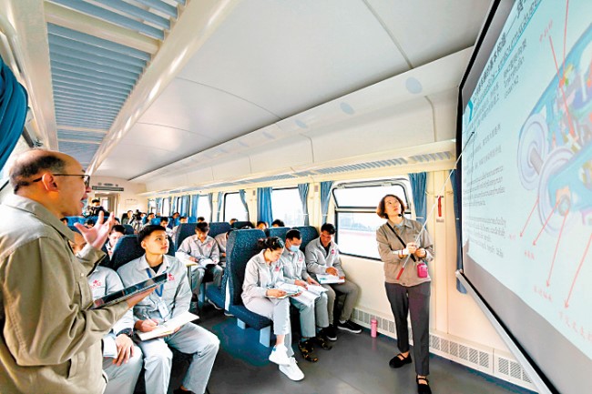 Train trainees in the driver's seat as they learn the ropes