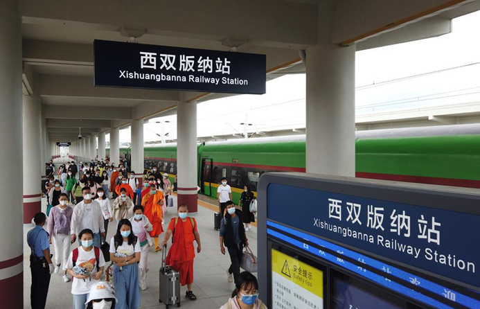Passengers increase on China-Laos Railway