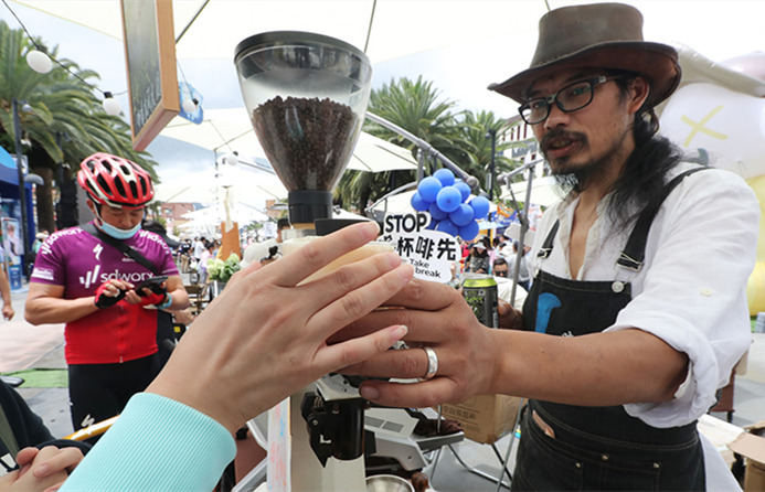 Coffee festival in Kunming attracts 140 brands