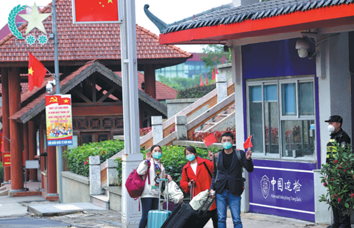 Cross-border land ports bustling again as restrictions lifted