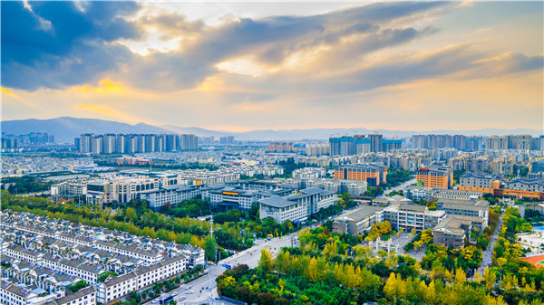 Kunming economic zone to boost 5 leading industries