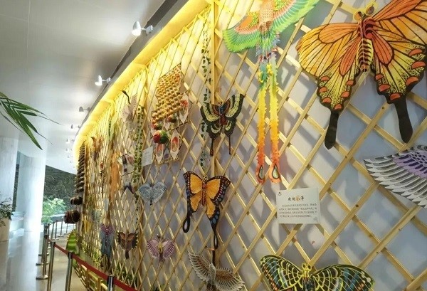 Rugao-style kites on display at Rugao Museum.jpg