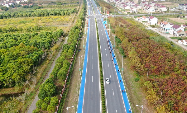 Scenery on display during cycling event in Haimen, Qidong