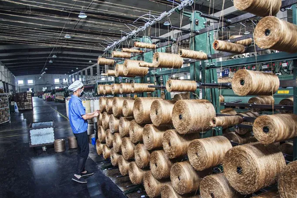 Tongzhou emphasizes worker training to boost development of textile industry