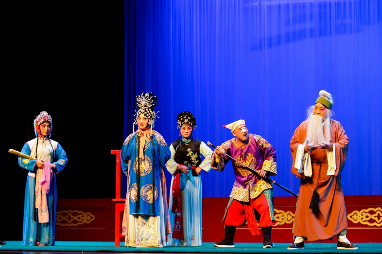 Henan Opera staged in Nantong 