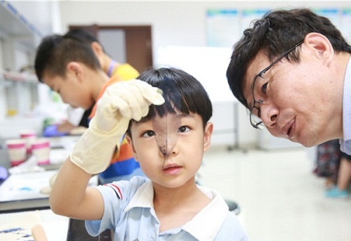 Scientific camp enriches children's summer break