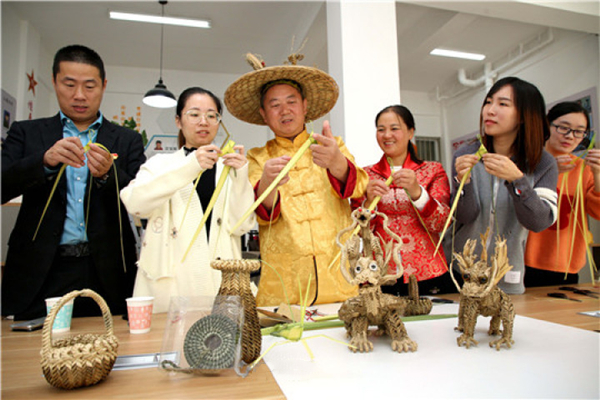 Chongchuan promotes traditional skills