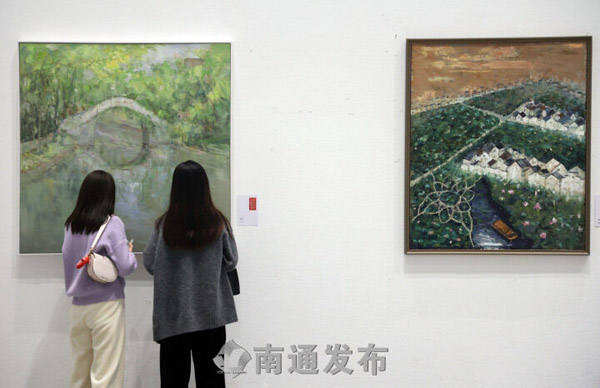 Art and photography exhibition underway in Nantong