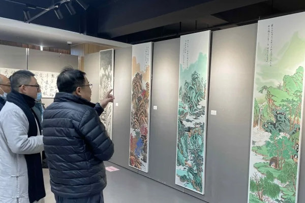 Wang Guotong Calligraphy, Painting Exhibition kicks off in Chongchuan