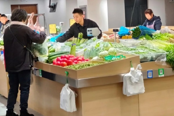 New modern food market opens in Chongchuan