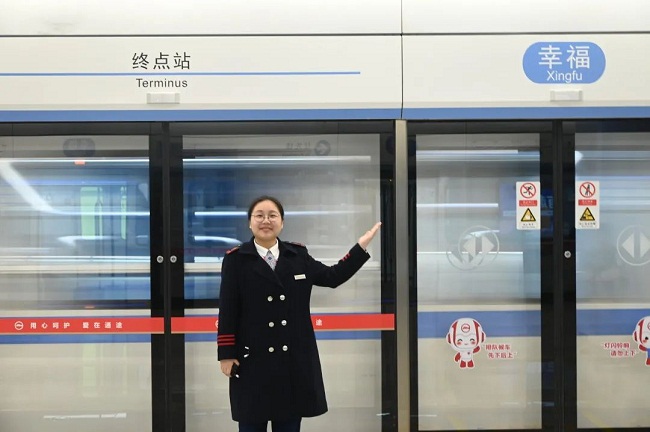 2nd subway line starts operating in Nantong