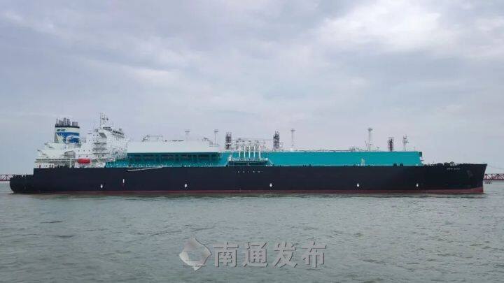 30th LNG vessel docks at Yangkou Port this year