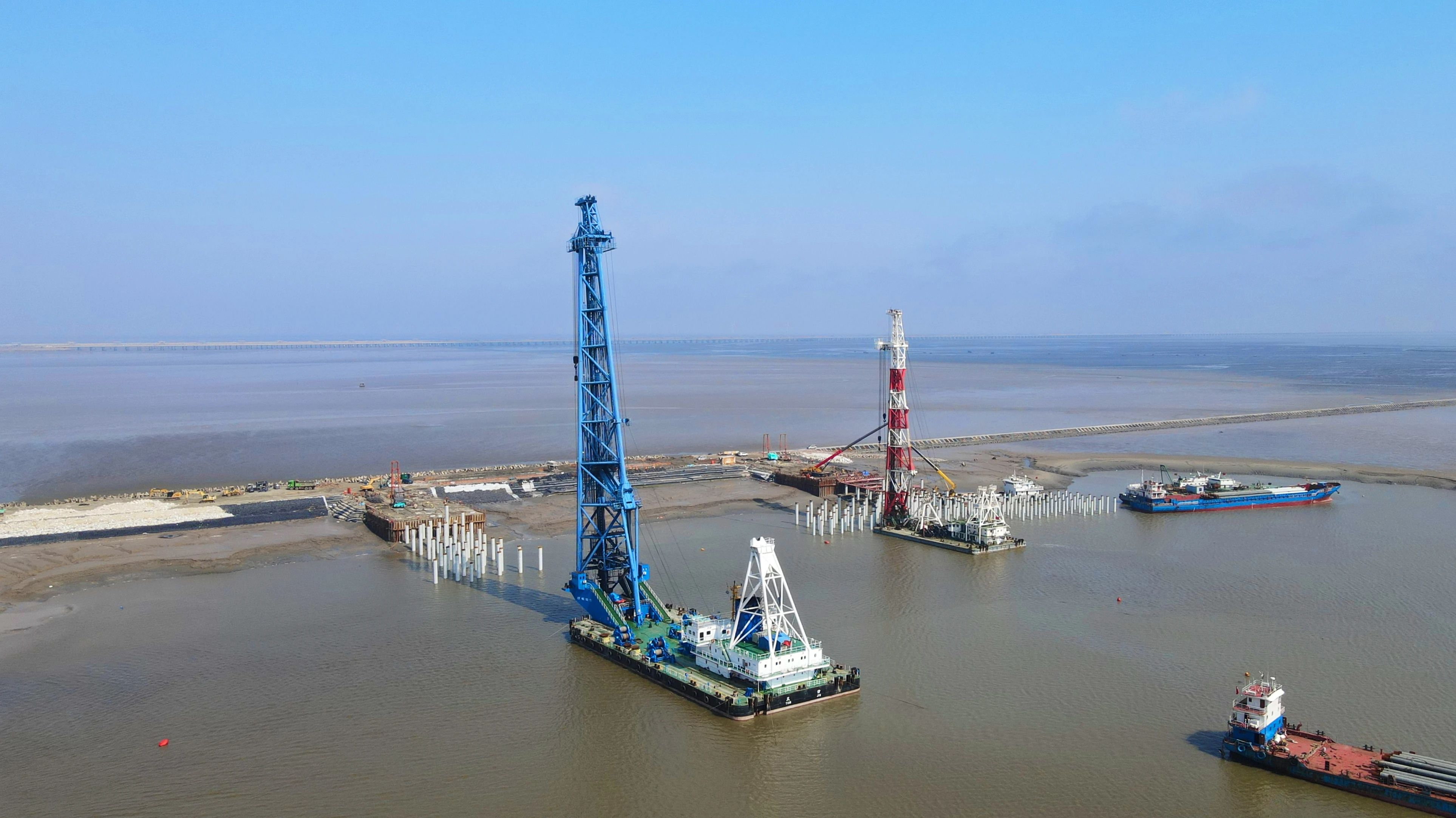 Construction of Yangkou Port's Jinniu Wharf makes steady progress