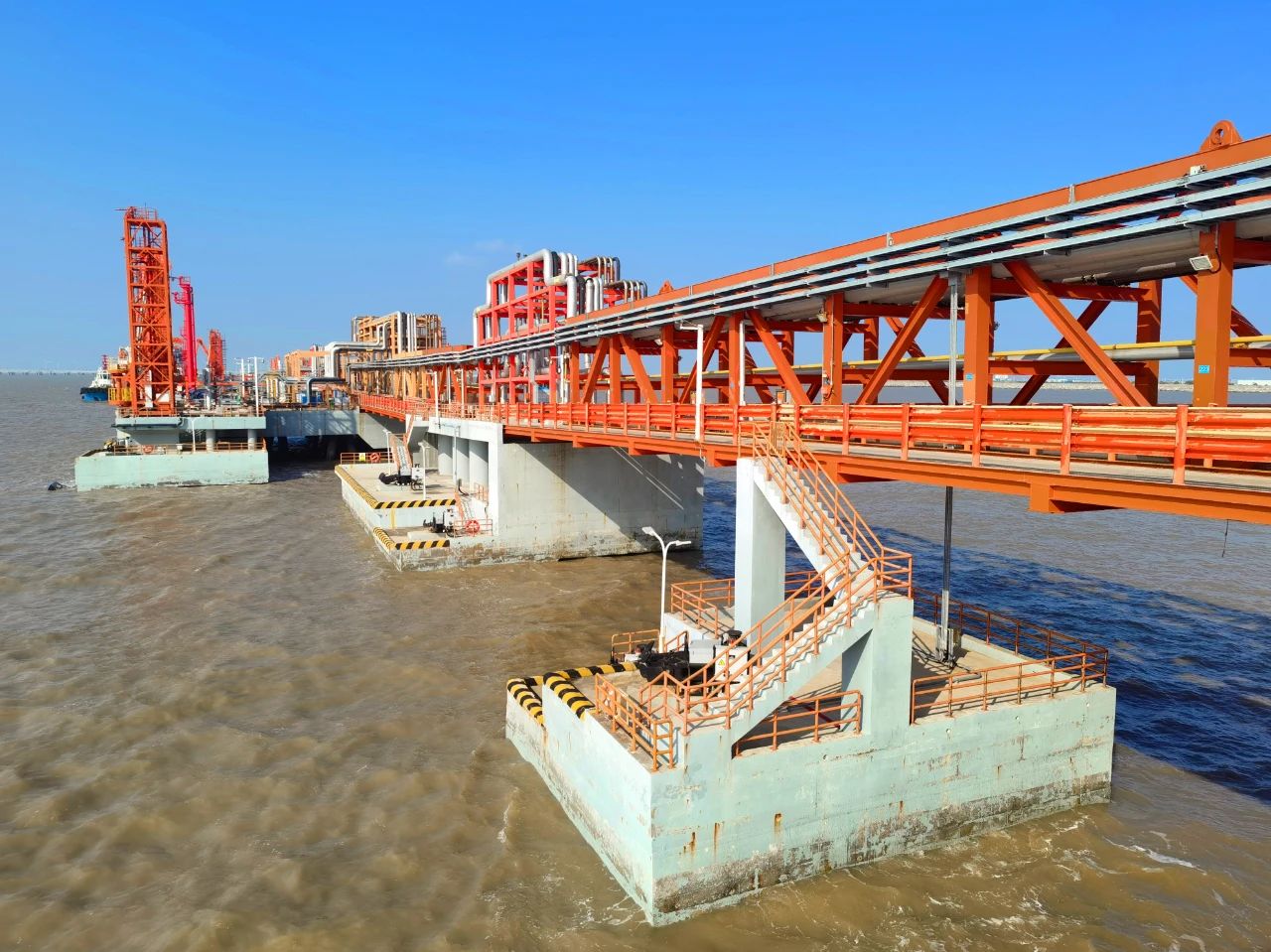 4 berths at Yangkou Port pass provincial inspection