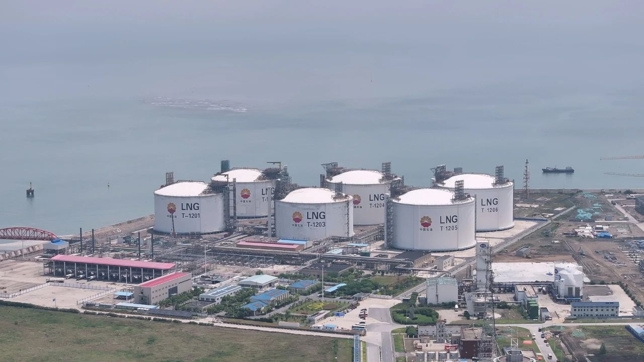 PetroChina Jiangsu LNG Terminal boosts production amid winter heating season