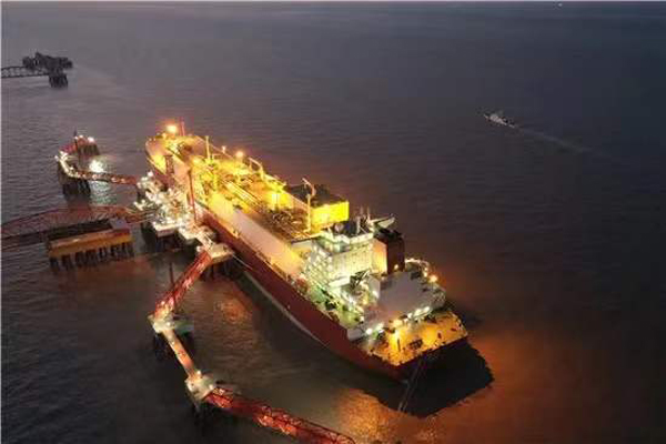 Yangkou Port allows round-the-clock docking, departing of LNG tankers